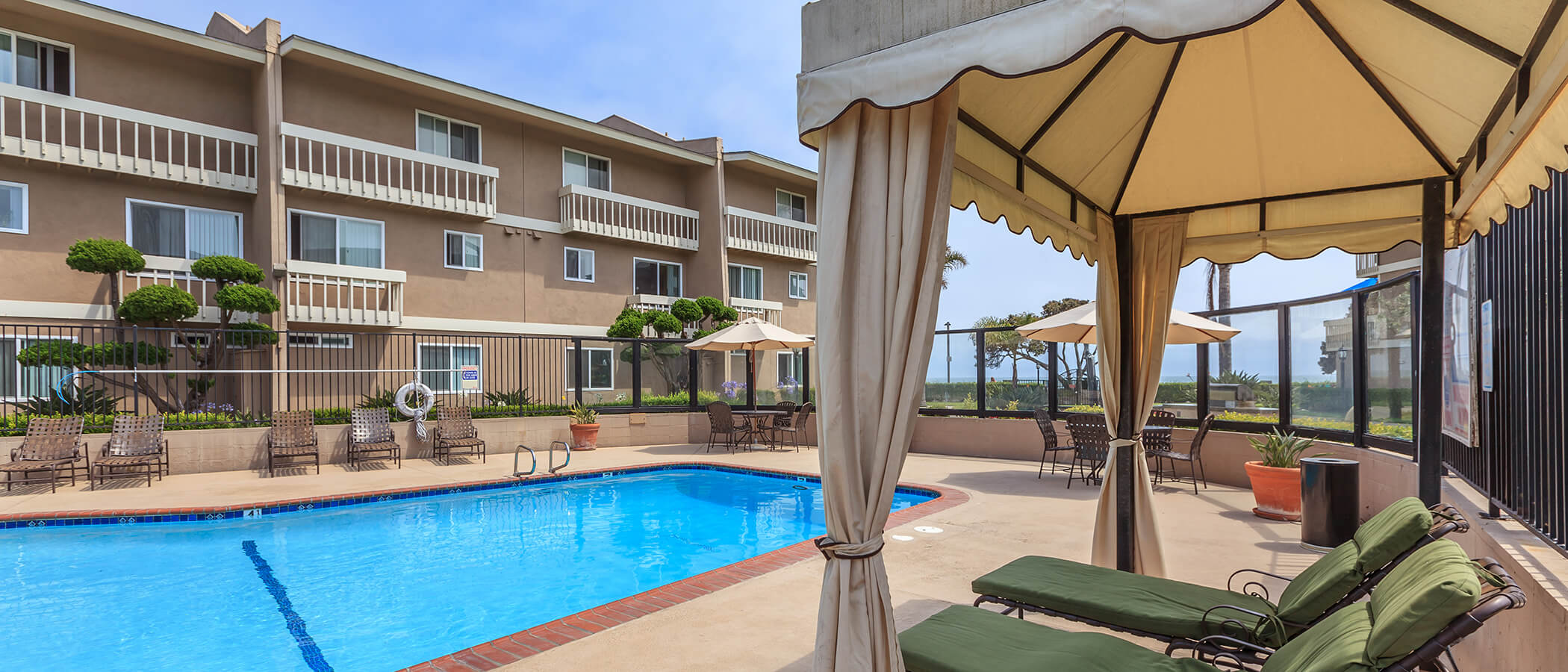 Beachfronter Townhome Apartments Apartments in Ventura, CA